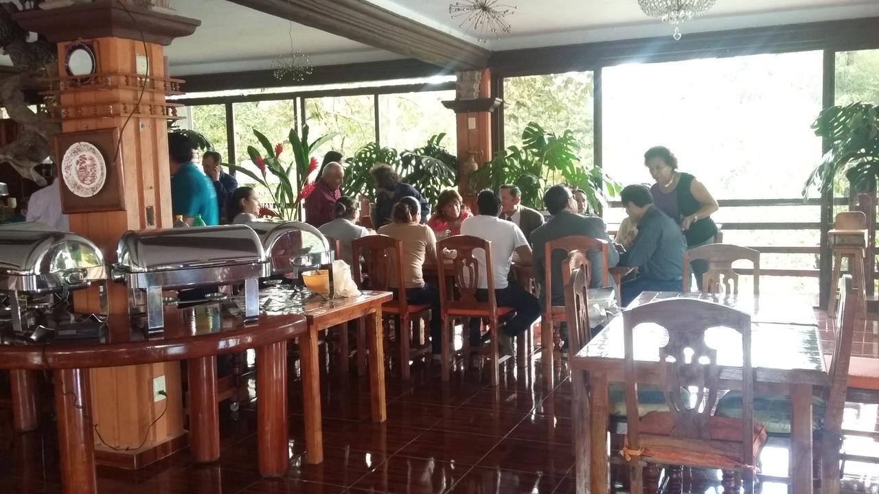 Hotel Fontana Xicotepec de Juarez Экстерьер фото